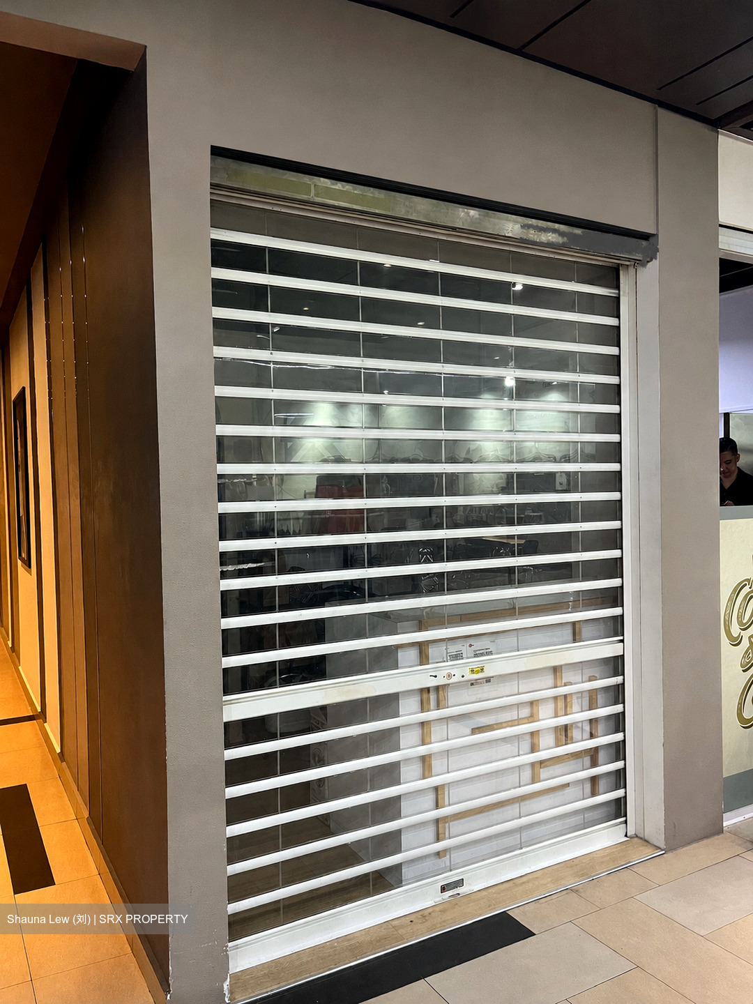 East Village (D16), Retail #561612441